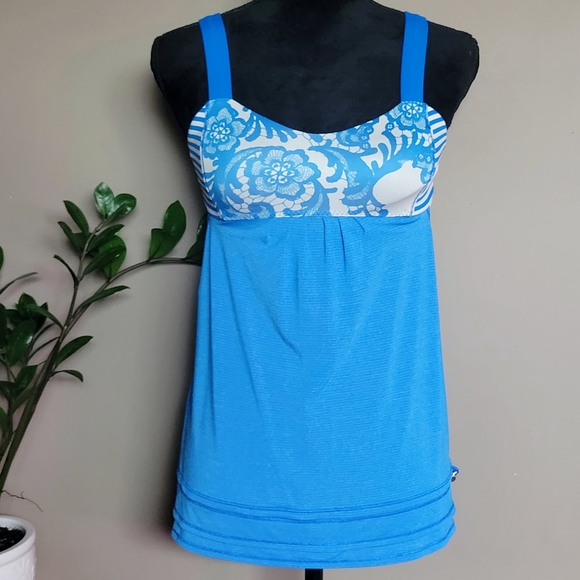 Lululemon Back On Track tank top - Picture 3 of 9